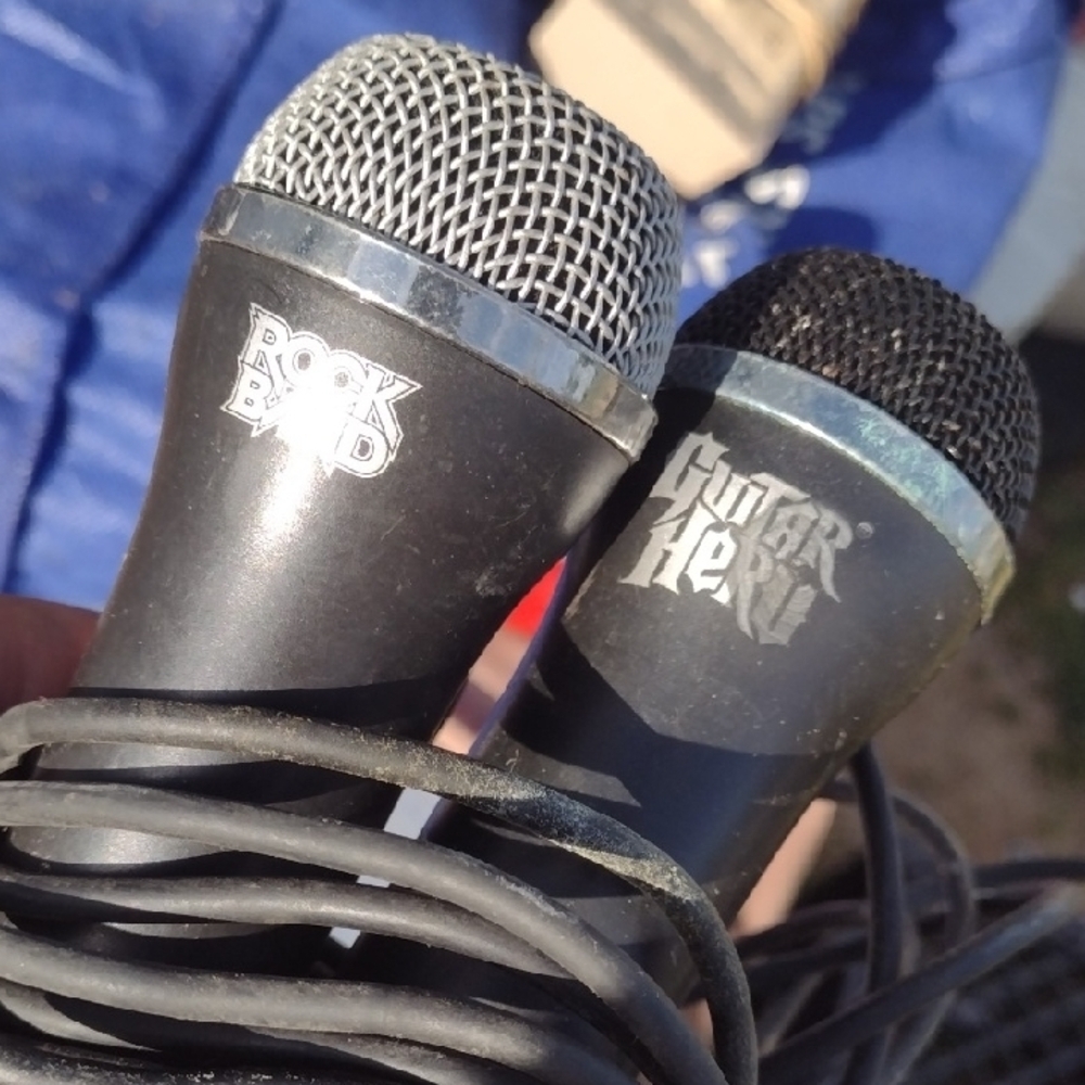 Rock Band& Guitar Hero Wired Microphones - Black